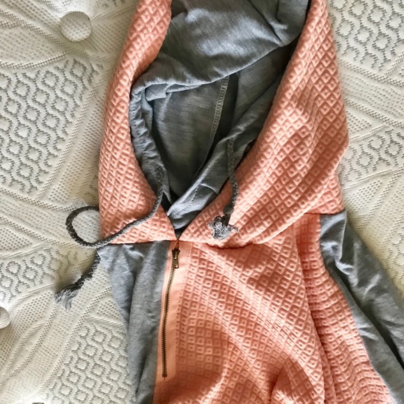 Sweater - Picture 3 of 4